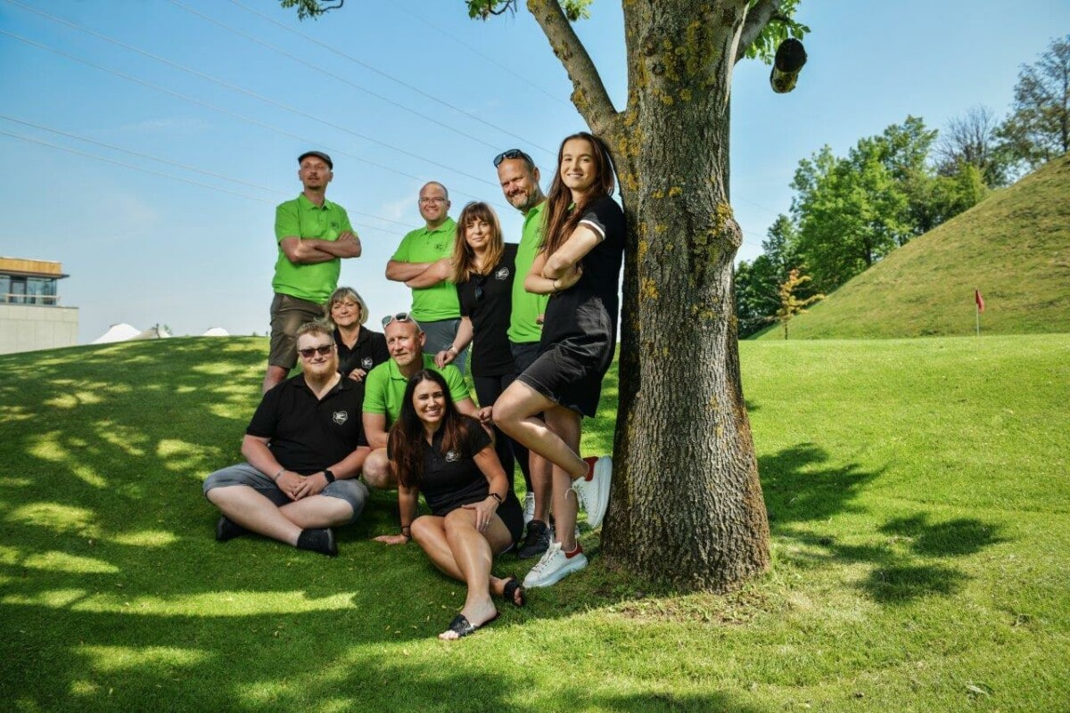 Zaměstnanci Galerie Golf Hostivař v hlavní roli komunikace rebrandingu, který navrhla Lenka Černá